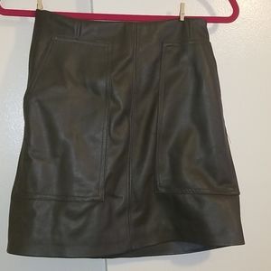 H&M olive skirt